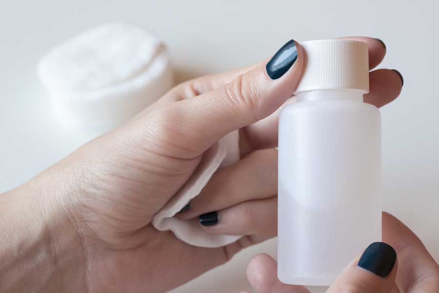 Pure Acetone Nail Polish Remover Removes Nail Polish, Gels, Acrylics, Nail Tips